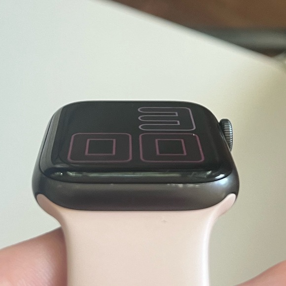 Apple Watch Series 6 GPS 44mm space gray aluminum - Picture 8 of 8